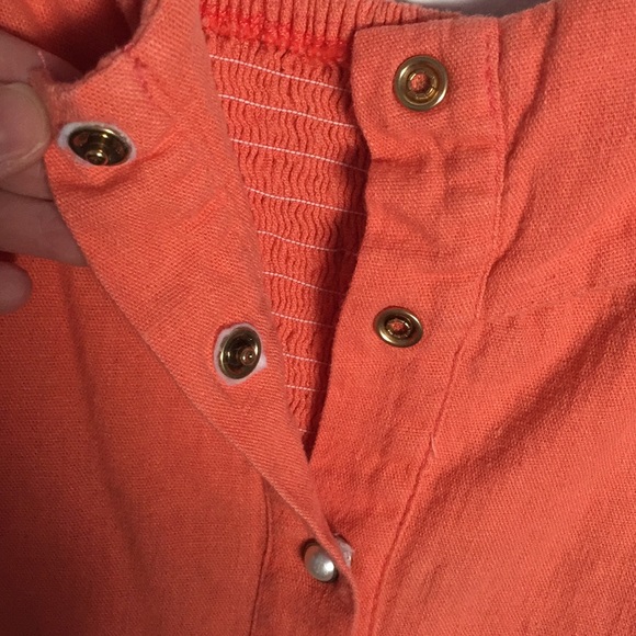 DOLLY Coral Button-Front Romper Sweetheart Neckline Pockets Sz M - Picture 4 of 6